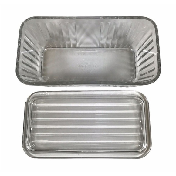 Anchor Hocking 1932 Vintage Design 8.5” Ribbed Clear Glass Fridge Dish with Lid - Picture 4 of 7